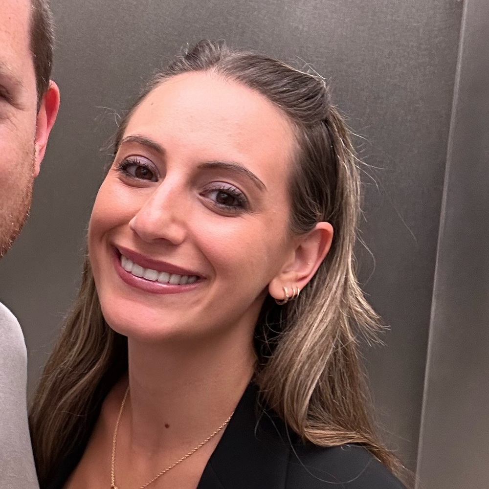 Meet your Posher, Cali